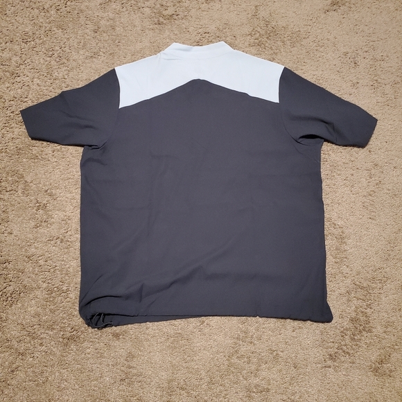 Under Armour Performance Tee Shirt - Picture 3 of 3